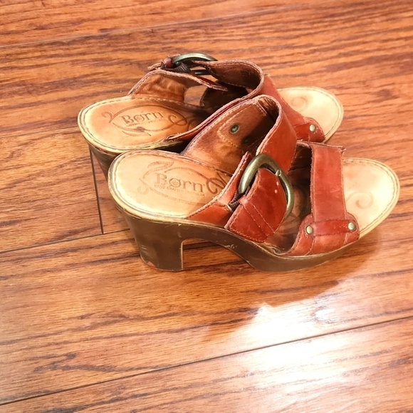 BORN Y2k Fat Strap Chunky Heel Slip On Leather Sandal - Picture 4 of 7